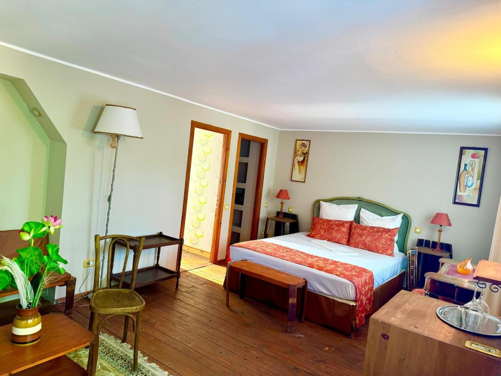 Domeniile Clos Des Colombes Douăzeci şi Trei August Εξωτερικό φωτογραφία